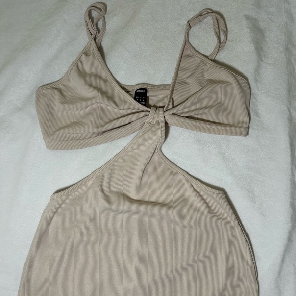 Cut Out Ribbed Dress - Picture 4 of 5